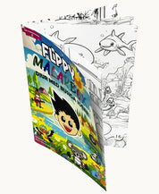 Öppnad Flippy Målarbok med svartvita illustrationer på djur som bjuder in till färgläggning – designad för att främja kreativitet och fokus hos barn.