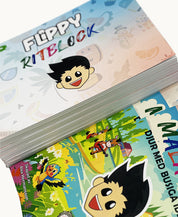 Närbild på Flippys ritblock och målarbok ur Stora Paketet – ett kreativt set som inspirerar till färgläggning, skiss och teckning för alla åldrar.
